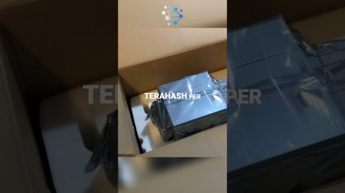 Unbox Antminer S21 Pro! ASIC Miner, Plug & Guide Revealed! #BitcoinMining #AntminerS21 #Unboxing