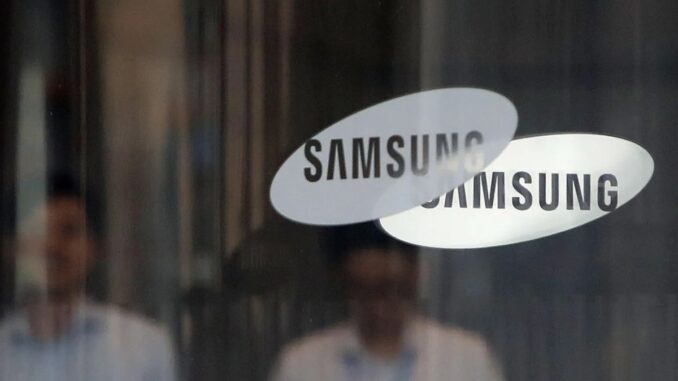 Samsung is exploring new wearable form factors such as earrings SEOUL, SOUTH KOREA - AUGUST 25: The Samsung logo is displayed at the Samsung office on August 25, 2017 in Seoul, South Korea. Prosecutors are seeking a 12-year jail sentence. Lee, de facto chief of South Korean conglomerate, faces five charges connecting the bribery scandal involving ousted former President Park Geun-hye and her confidant Choi Soon-sil. The verdict affects the business of Samsung, which has launched new Galaxy Note 8 smartphone to wipe out the misery of exploding Note 7 last year. (Photo by Chung Sung-Jun/Getty Images)